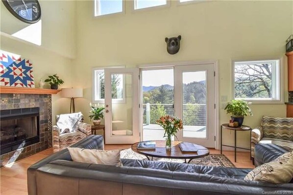 Smart TV, fireplace, video games, Netflix