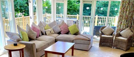 Télévision à écran plat