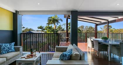 Ivy Street 7, Dicky Beach