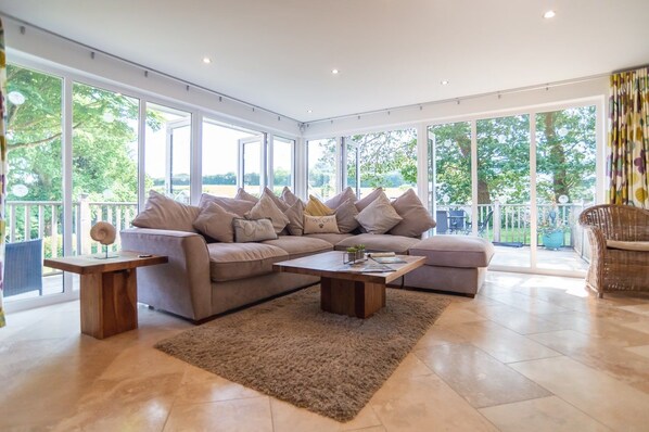 Televisio, DVD-soitin