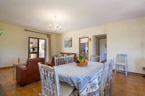 Dining - Casa Silver, Gale - value - near amenities, beach (Albufeira)