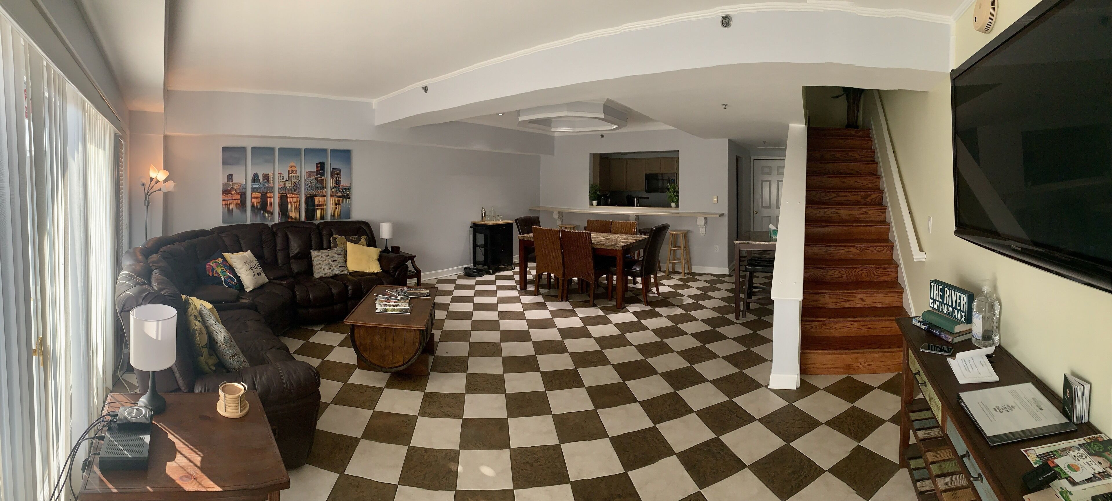 Spacious Riverfront Townhome Directly Across from Downtown Louisville