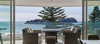 Oceanside Bliss Absolute Beachfront Stunning Views