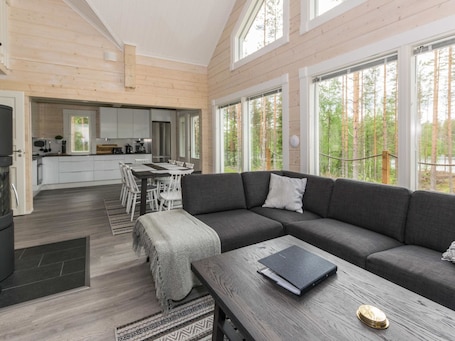 TV. Vacation home Miilu by Interhome