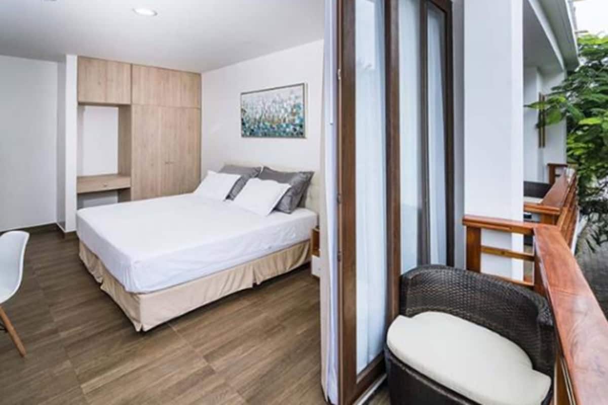 Double or Twin Room | In-room safe, individually decorated, individually furnished, desk