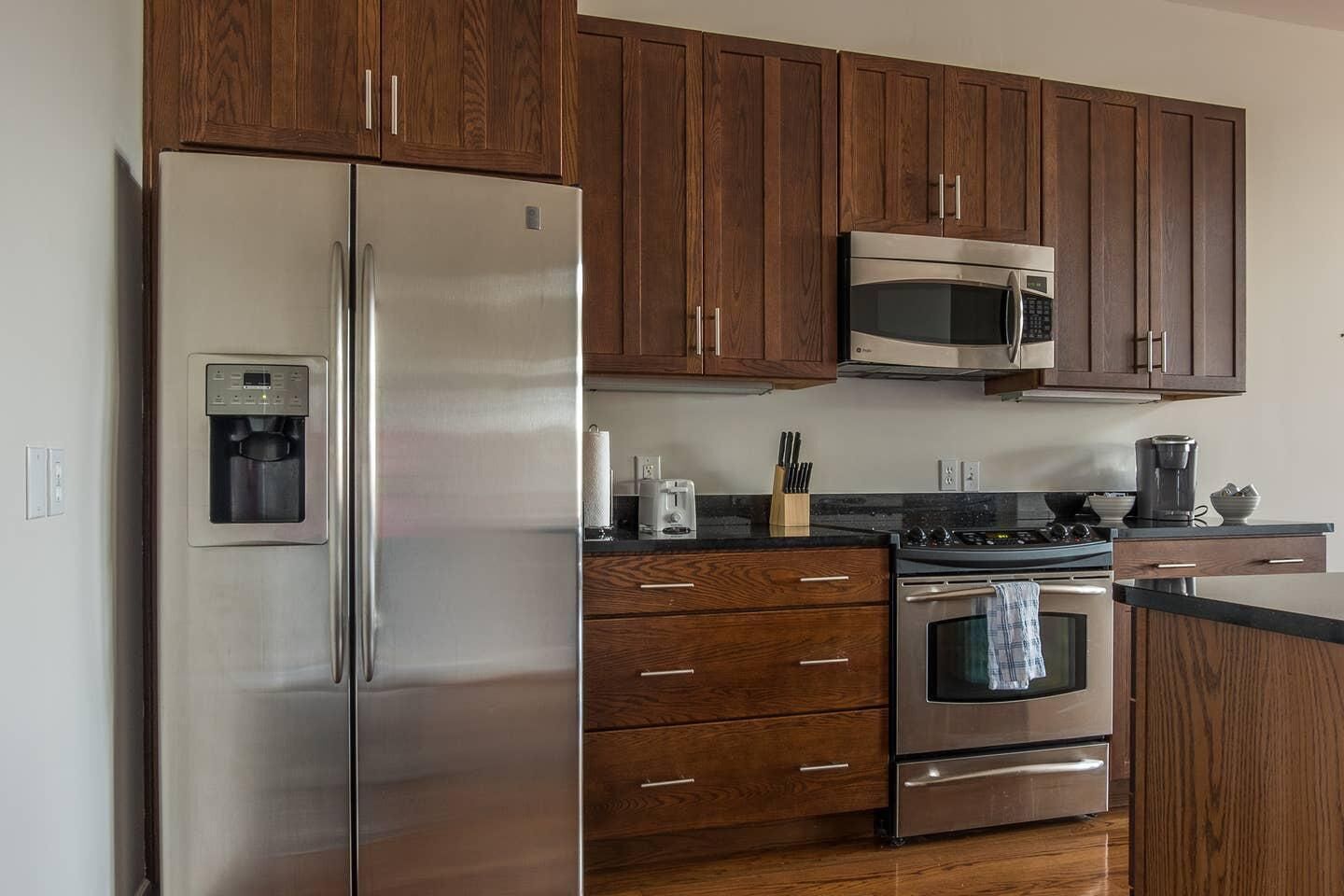 Frontdesk | 2BR w/Balcony in the Heart of NuLu