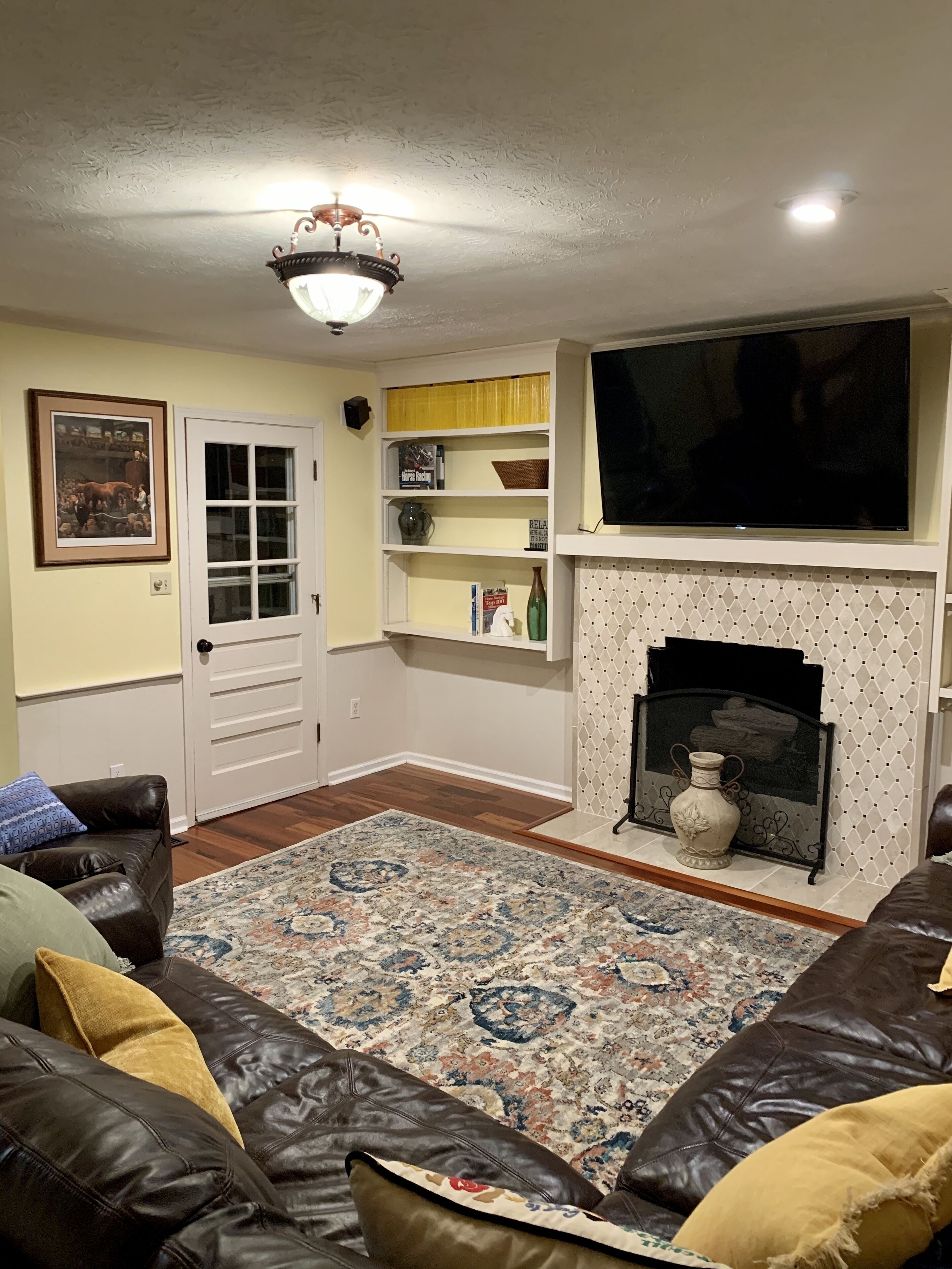 Raven Fox Farm-Country Charm! 5 BR Only 8 miles from Keeneland and BG Airport