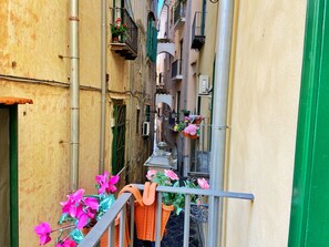 Superior Quadruple Room | View from room - B&B Salerno In Centro (Salerno)
