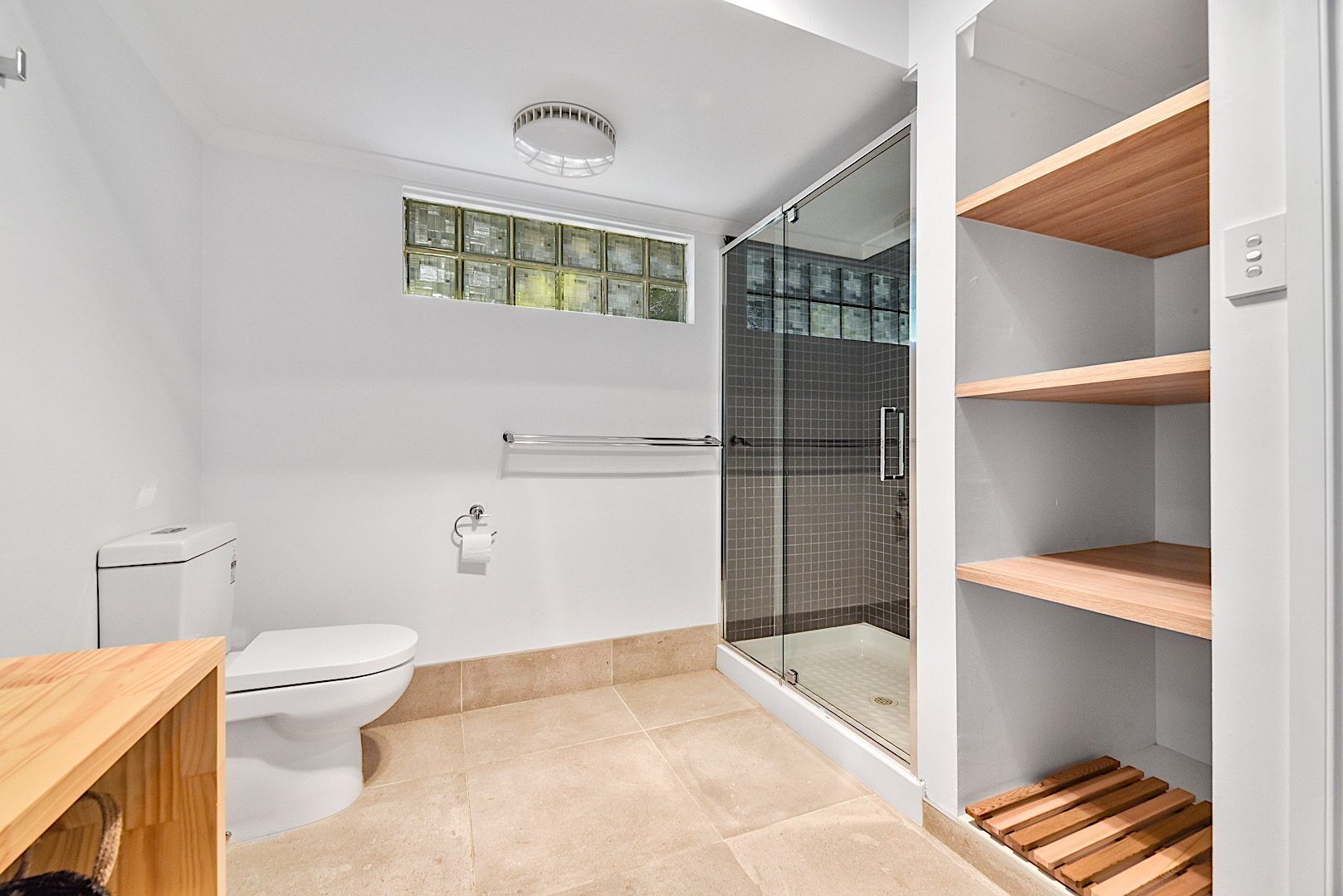 Greens Beach Delight — image 22