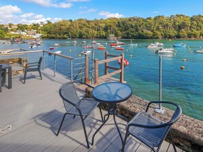 Terrace/patio - 2 bedroom accommodation in Fowey (Fowey)