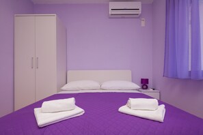1 bedroom, iron/ironing board, WiFi, bed sheets