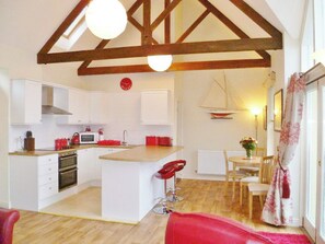 Unclassified image, 3 of 18, button - 2 bedroom accommodation in Fowey (Fowey)