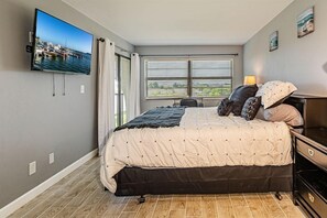 Unclassified image, 4 of 16, button