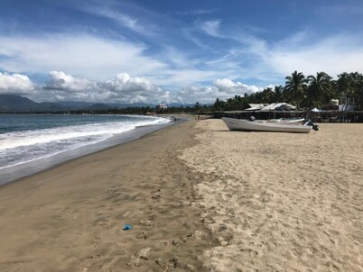 Private Tropical Oasis Steps From the Beach, Dining and Shopping