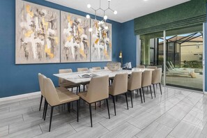 Dining - Cosmic Villa w Space Theme BR, Theater, Arcade, Game Loft, Pool - Mins to Disney (Davenport)