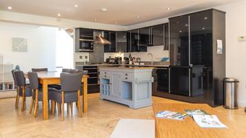 Microwave, oven, dishwasher