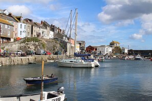 Marina - Trewhiddle Villa 11 -  a trewhiddle that sleeps 7 guests  in 4 bedrooms (Saint Austell)