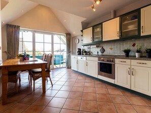 Køleskab, mikrobølgeovn, ovn, opvaskemaskine