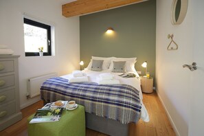 3 bedrooms, Egyptian cotton sheets