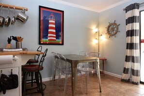 Condo, 1 Bedroom | Private kitchen