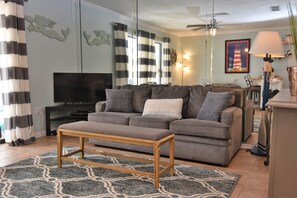 Condo, 1 Bedroom