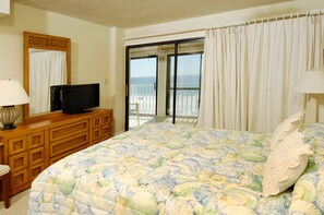 Condo, 2 Bedrooms