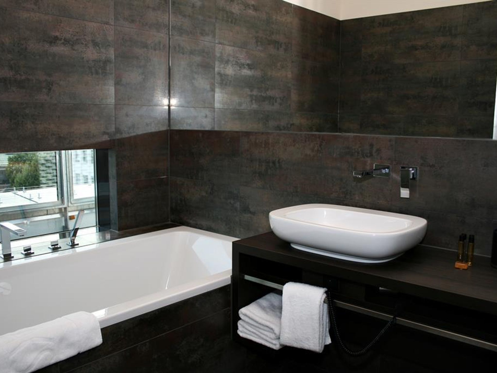 Superior Queen - SAKS Urban Design Hotel