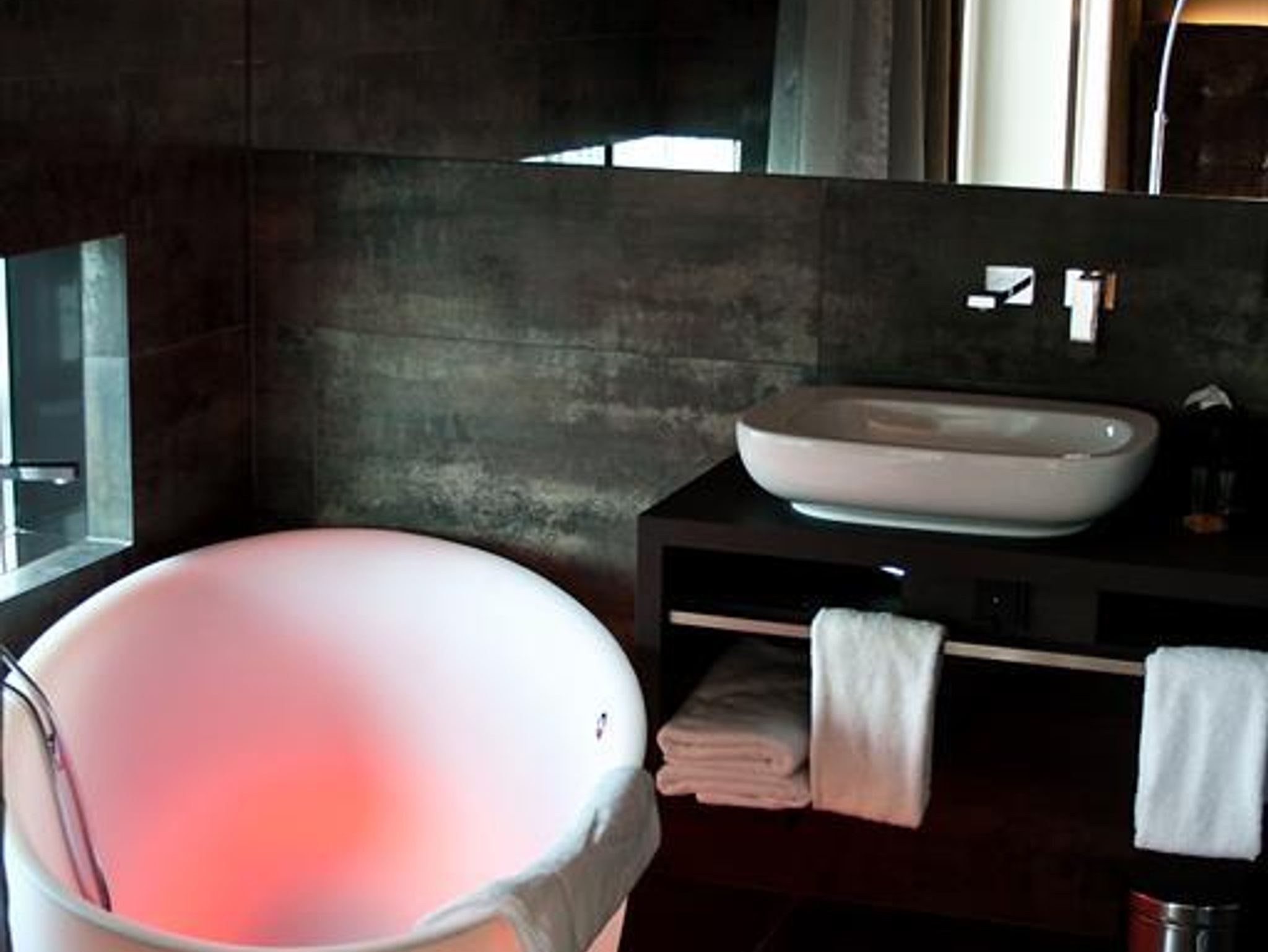 Superior Queen - SAKS Urban Design Hotel