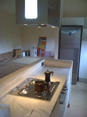 Fridge, oven, stovetop, dishwasher - LUCCA COMICS - APP UP TO 6 PEOPLE (Lucca)