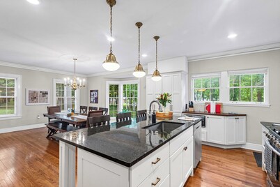  Luxurious Historic Home  at the heart of Columbia