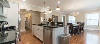  Luxurious Historic Home  at the heart of Columbia