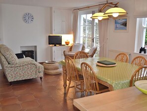 Netflix, streaming services - 3 bedroom accommodation in Fowey (Fowey)