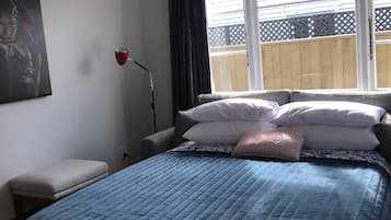 1 bedroom, iron/ironing board, WiFi, bed sheets