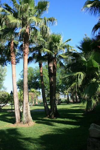 Cordoba Villa, toller Garten, Tennis und Pool