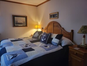 7 bedrooms, desk, iron/ironing board, free WiFi