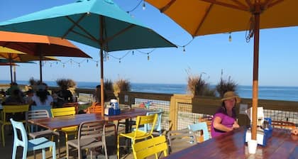 Family Reunion Bargain, 2 Free Beach Passes, Stairlift, Pools, Golf, Pickleball