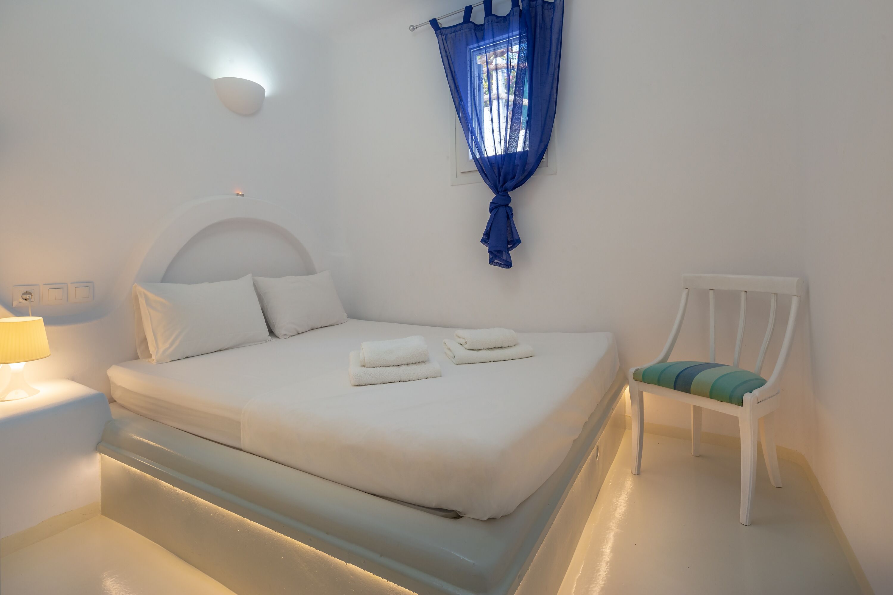 Enjoy your stay at Karystos Villas with a wonderfull view over the sea!