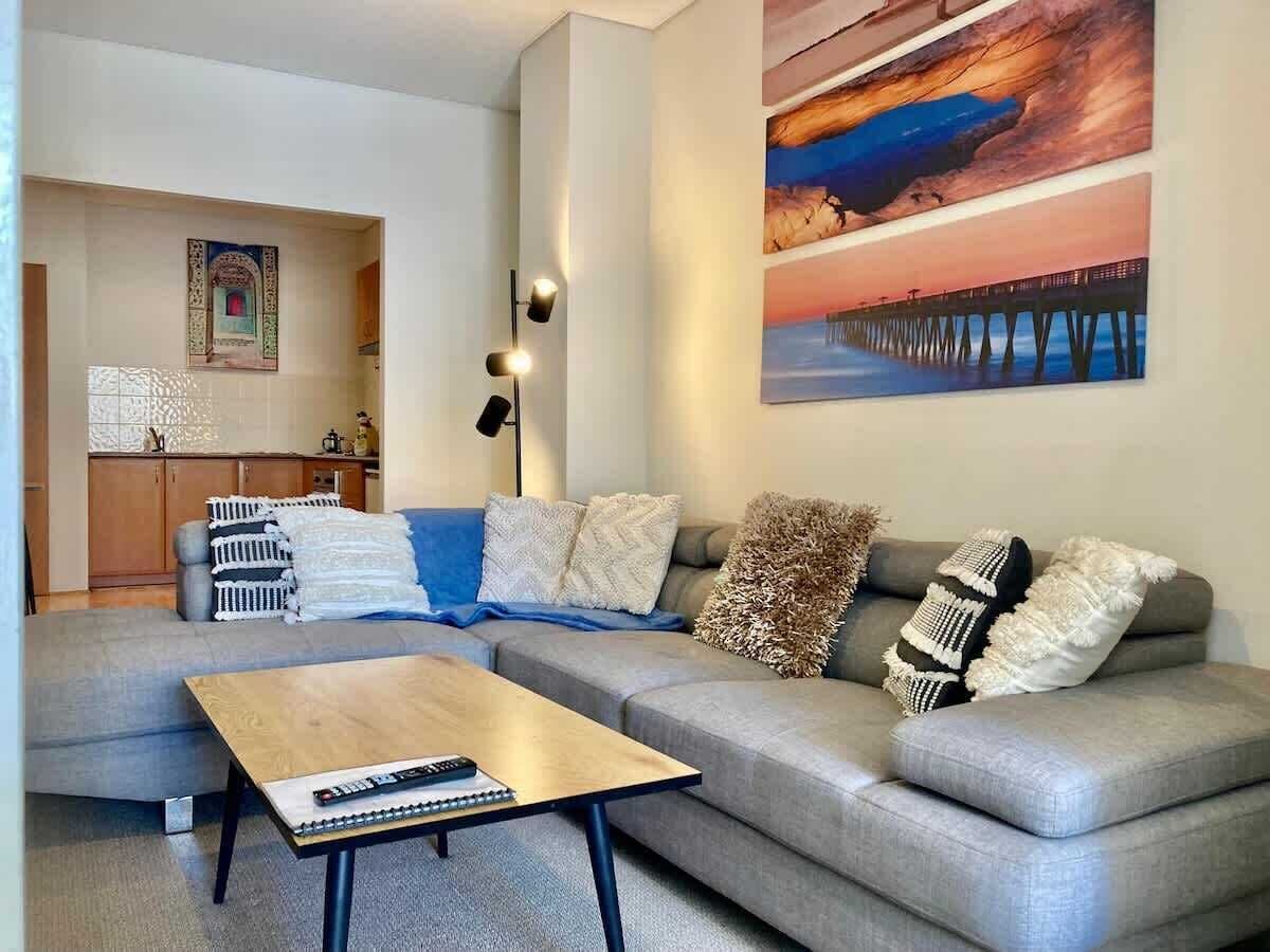 Smart TV, offices