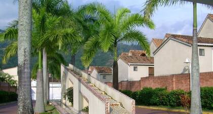 Mountain view retread home