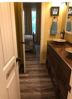 2 bedrooms, iron/ironing board, WiFi, bed sheets - Fun, family Foothills retreat with Game Room and 6-person hot tub! (Landrum)