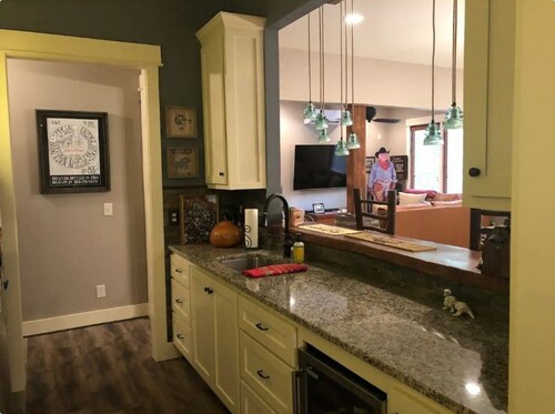 Chestnut Ridge Retreat