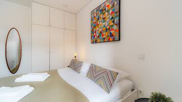 1 Schlafzimmer, BĂŒgeleisen/BĂŒgelbrett, kostenloses WLAN, BettwĂ€sche