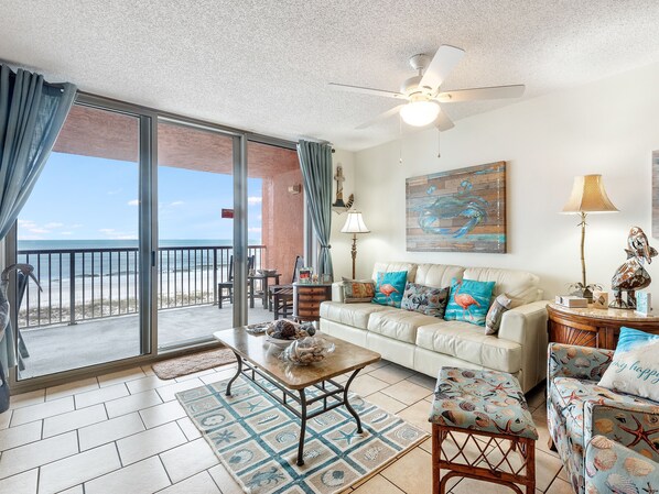 Condo, 3 habitaciones | Sala de estar