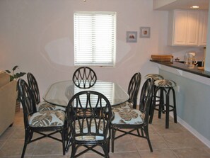 Condo, 3 Bedrooms | Dining