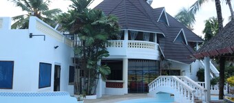 A wonderful Beach property in Diani Beach Kenya,a dream holiday place