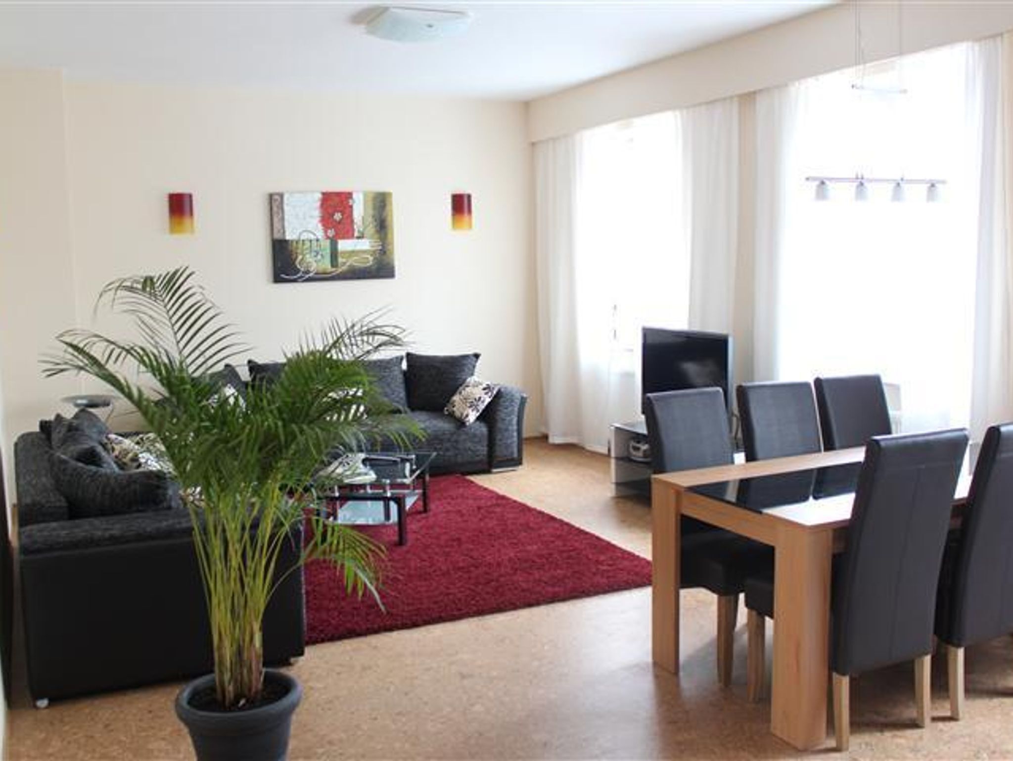 Albertus 5 - 2 separate bedrooms - - Albert House