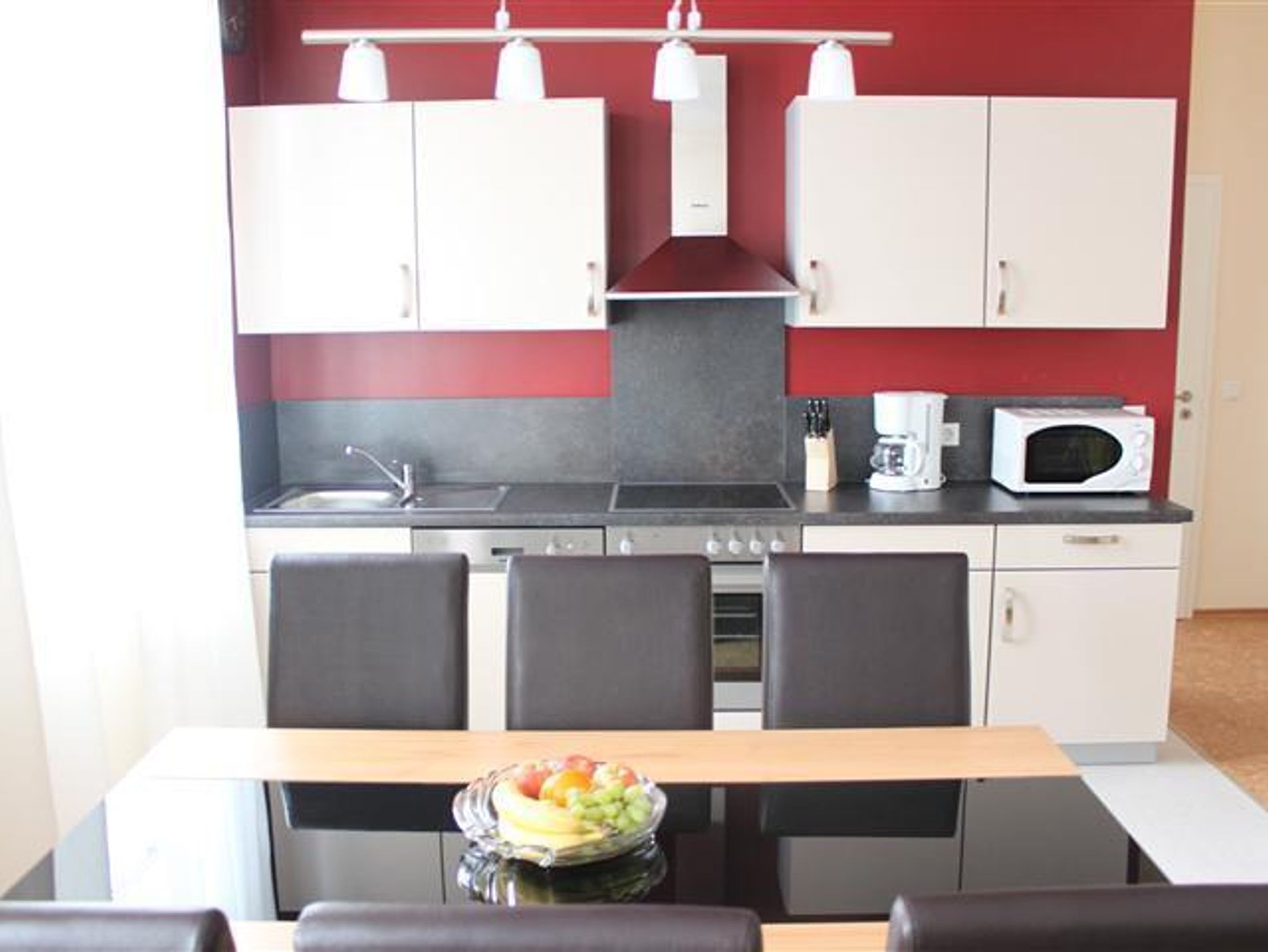 Albertus 5 - 2 separate bedrooms - - Albert House