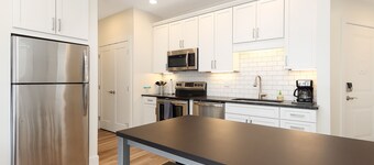 Marchez jusqu'à tous les établissements et plages du centre-ville de Traverse City.