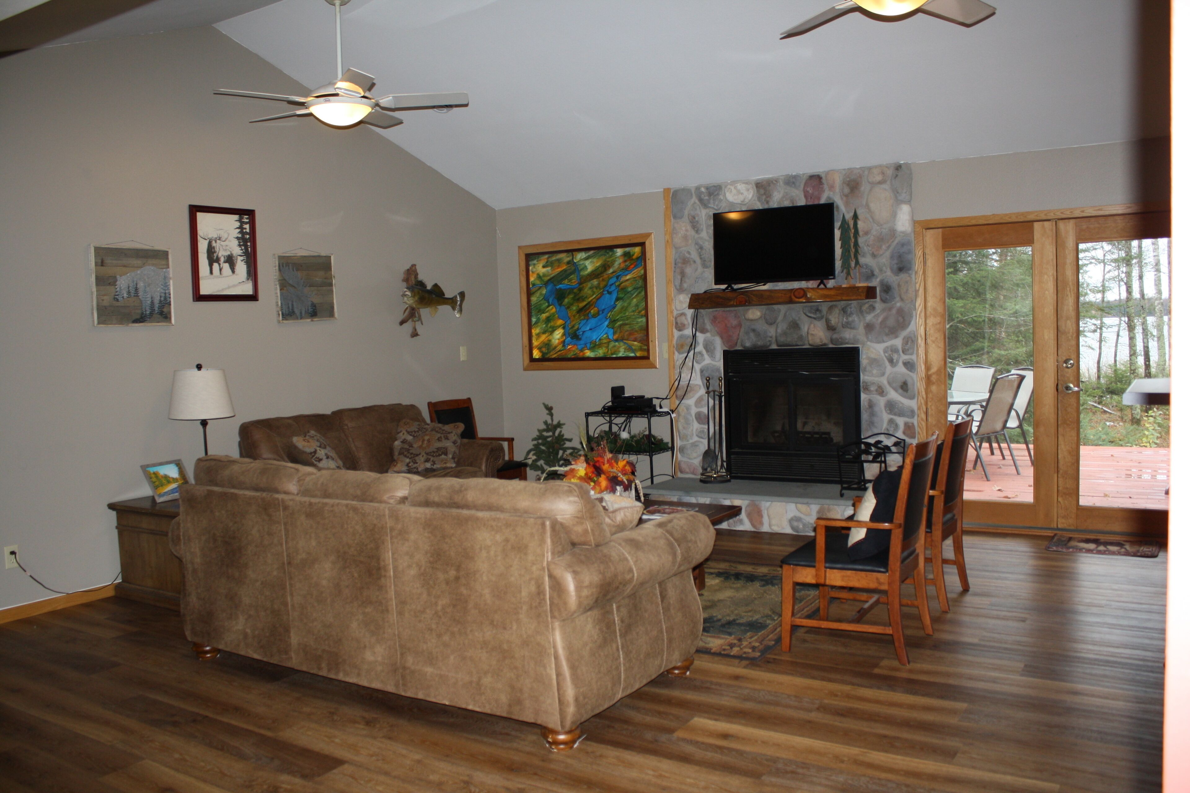 Northwood's Fish Haven on Beautiful Moose Lake WI ~ Stay for the Holidays