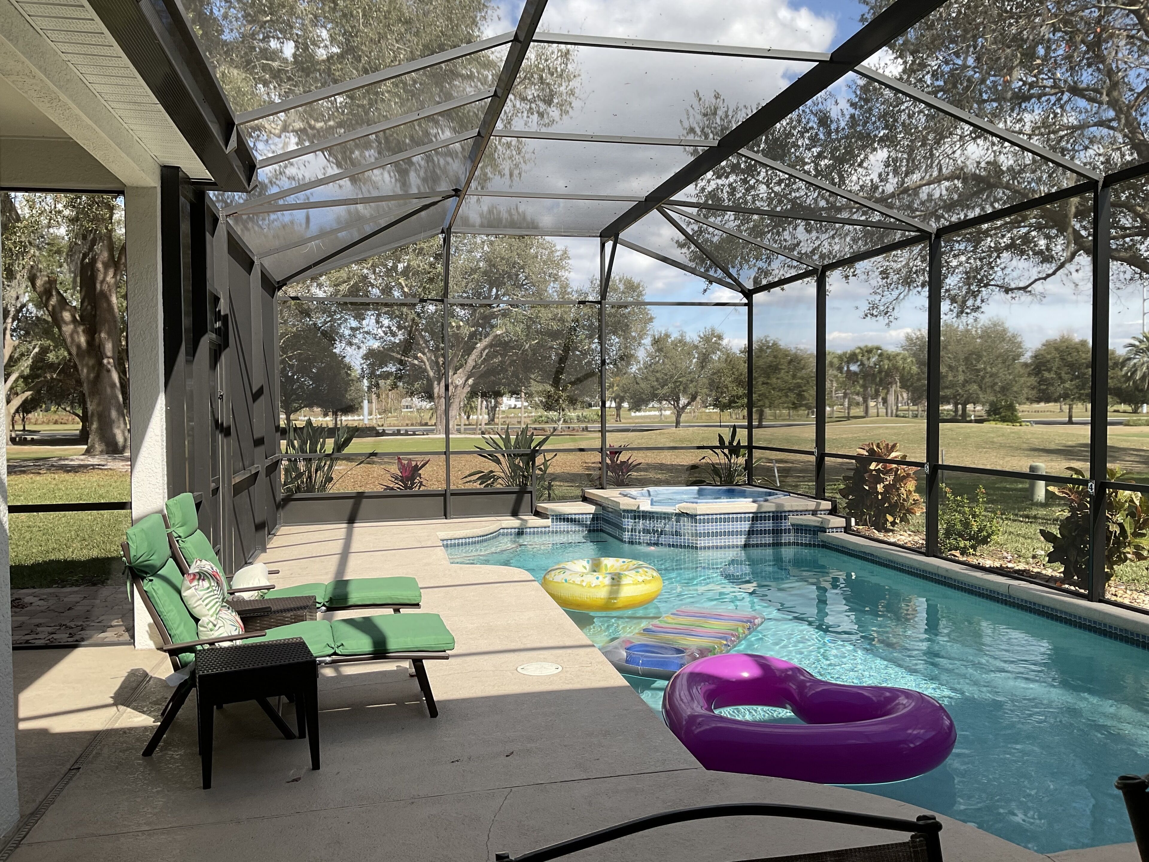 5 Star 4 Bedroom Pool/Spa -Gated - On Golf Course Near Disney - Free Pool Heat